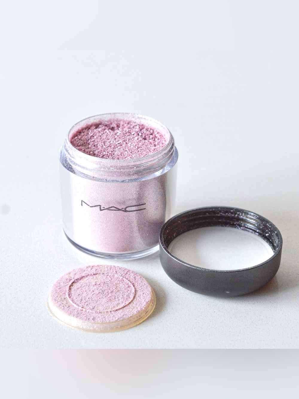 MAC Cosmetics *MILK* Pigment Colour Powder Eyeshadow Limited Edition& VHTF